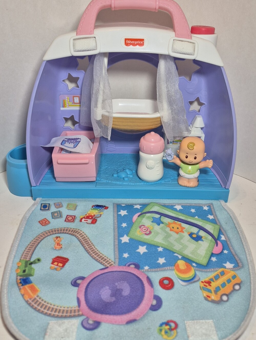 Fisher Price Little People Cuddle & Play Baby Nursery Carry Playset Figures